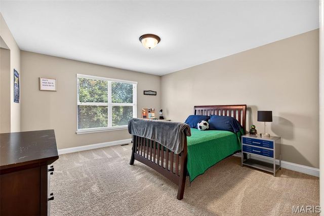 102 Eckstein Lane, Lake St Louis, MO 63367