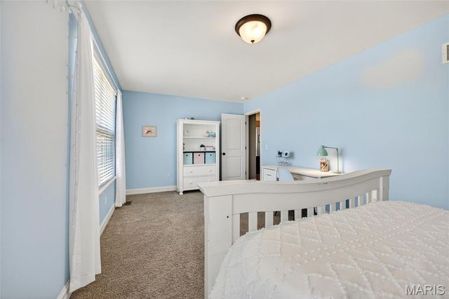 102 Eckstein Lane, Lake St Louis, MO 63367