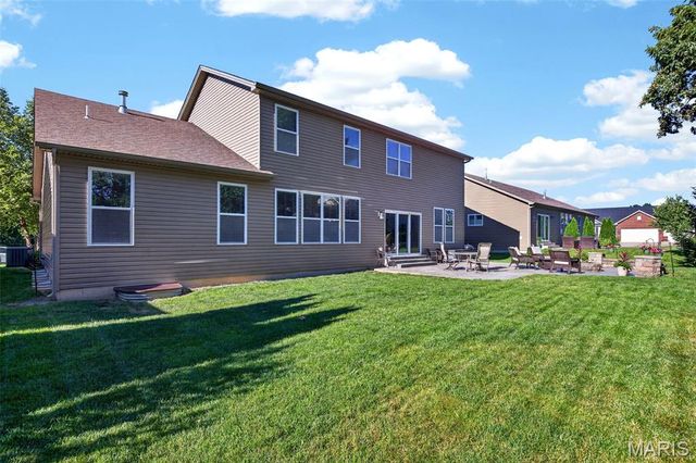 102 Eckstein Lane, Lake St Louis, MO 63367