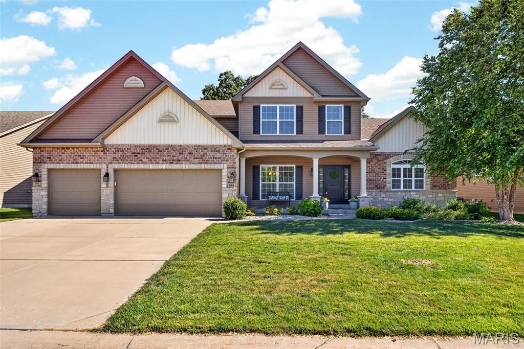 102 Eckstein Lane, Lake St Louis, MO 63367