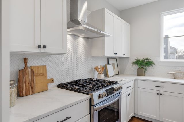 313 Becanni Ln, Nashville, TN 37209