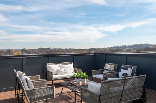 313 Becanni Ln, Nashville, TN 37209