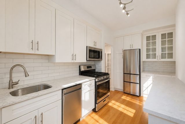 1868 Commonwealth Ave 9, Boston, MA 02135