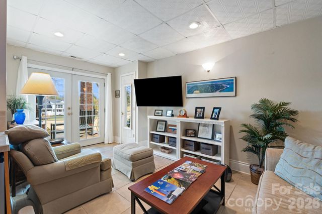 303 Bing Crosby Boulevard, Advance, NC 27006