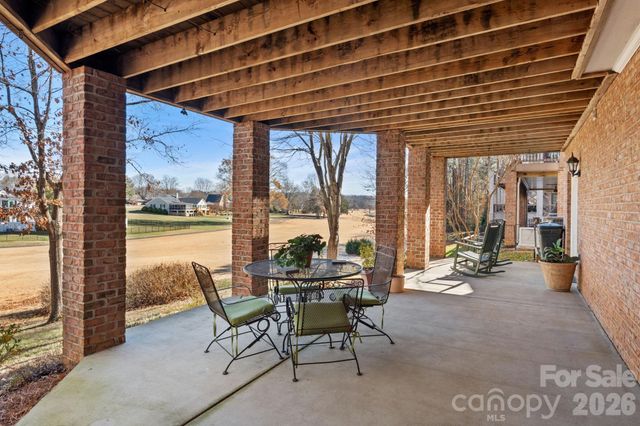 303 Bing Crosby Boulevard, Advance, NC 27006