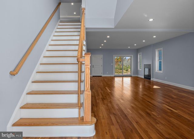 212 INGLESIDE AVE, Pennington, NJ 08534