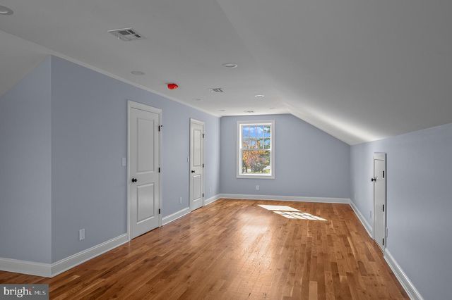 212 INGLESIDE AVE, Pennington, NJ 08534