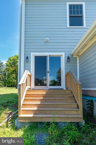 212 INGLESIDE AVE, Pennington, NJ 08534