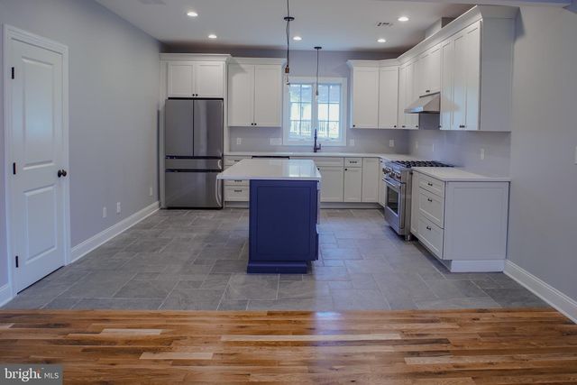 212 INGLESIDE AVE, Pennington, NJ 08534