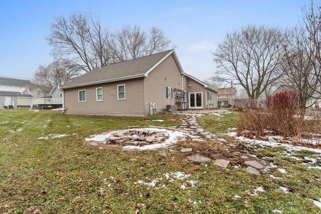 163 Fontana AVENUE, Fontana, WI 53125