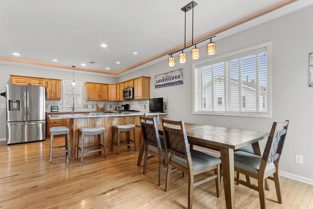 163 Fontana AVENUE, Fontana, WI 53125