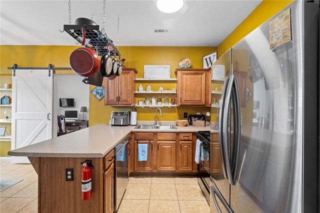 676 Brimwood Street, Centerton, AR 72719