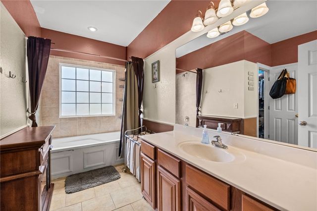 676 Brimwood Street, Centerton, AR 72719