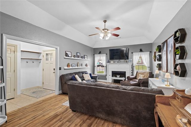 676 Brimwood Street, Centerton, AR 72719