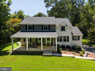61 CHAPEL HILL RD, Media, PA 19063