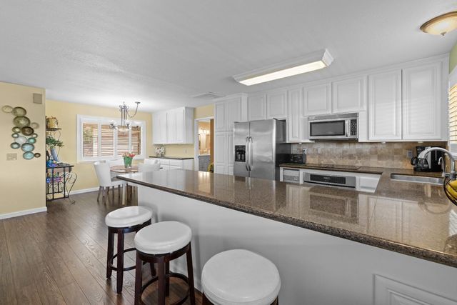 23183 Cypress Point Ct, Auburn, CA 95602