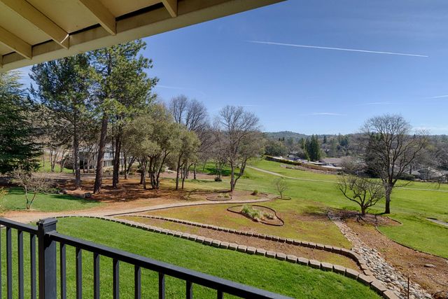 23183 Cypress Point Ct, Auburn, CA 95602