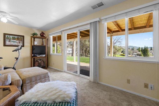 23183 Cypress Point Ct, Auburn, CA 95602