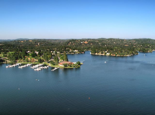 23183 Cypress Point Ct, Auburn, CA 95602