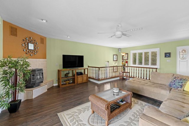 23183 Cypress Point Ct, Auburn, CA 95602