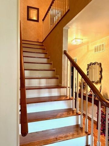 4714 Brookwood Terrace, St Joseph, MO 64506