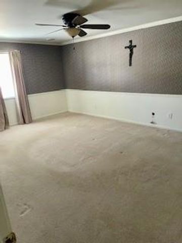 4714 Brookwood Terrace, St Joseph, MO 64506