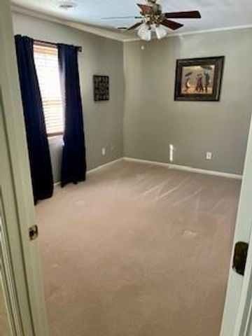 4714 Brookwood Terrace, St Joseph, MO 64506