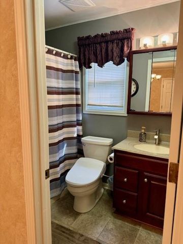 4714 Brookwood Terrace, St Joseph, MO 64506