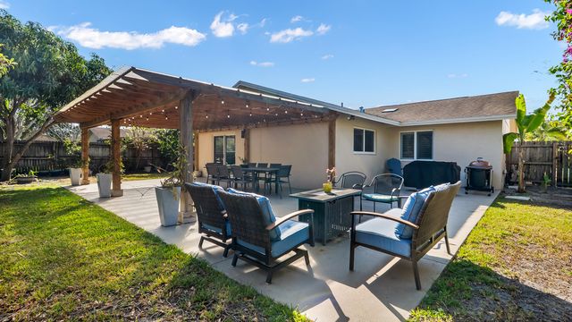 9249 Affirmed Lane, Boca Raton, FL 33496