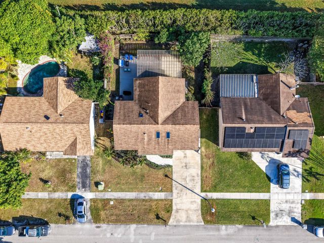 9249 Affirmed Lane, Boca Raton, FL 33496