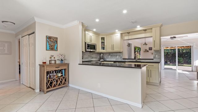 9249 Affirmed Lane, Boca Raton, FL 33496