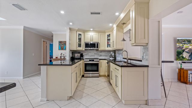 9249 Affirmed Lane, Boca Raton, FL 33496