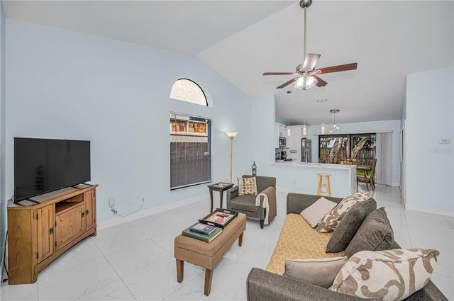 4113 QUAIL BRIAR DRIVE, Valrico, FL 33596