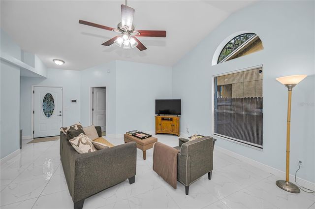 4113 QUAIL BRIAR DRIVE, Valrico, FL 33596