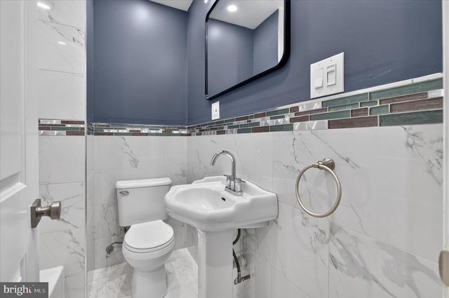6837 UPLAND ST, Philadelphia, PA 19142