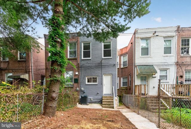 6837 UPLAND ST, Philadelphia, PA 19142