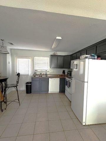 210 Hilltop Circle, Blue Ridge, TX 75424