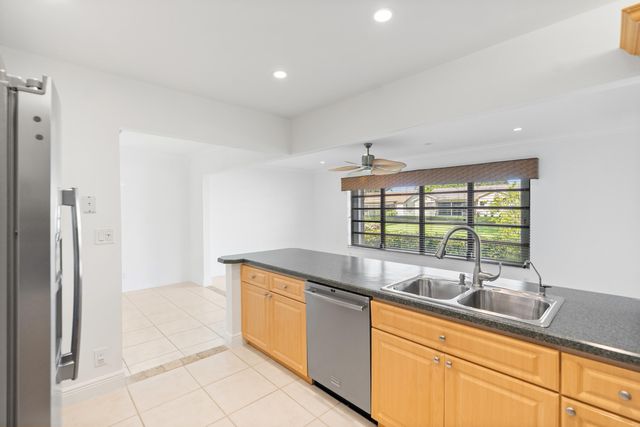 18051 S 104th Ter Terrace S, Boca Raton, FL 33498