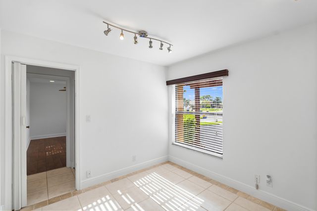 18051 S 104th Ter Terrace S, Boca Raton, FL 33498
