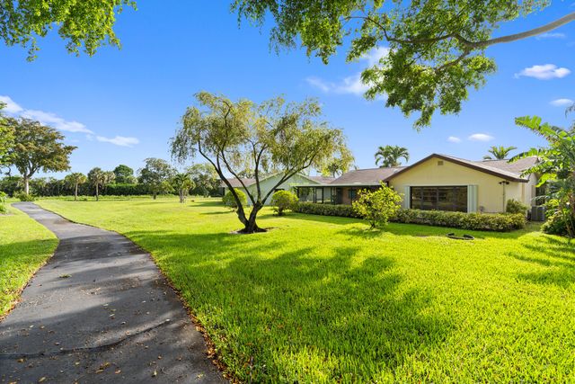 18051 S 104th Ter Terrace S, Boca Raton, FL 33498