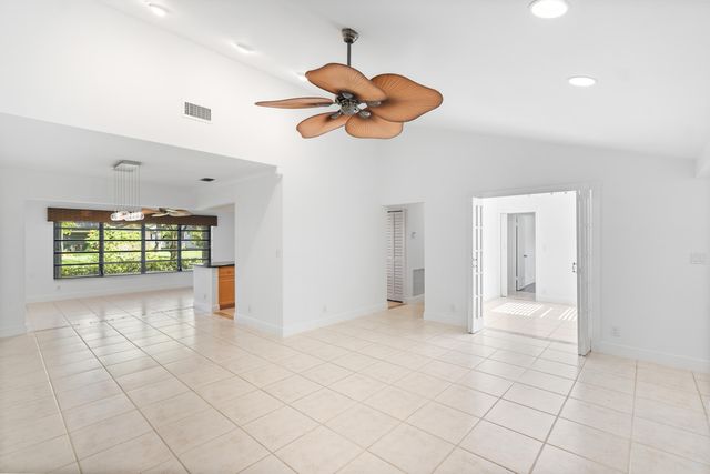 18051 S 104th Ter Terrace S, Boca Raton, FL 33498