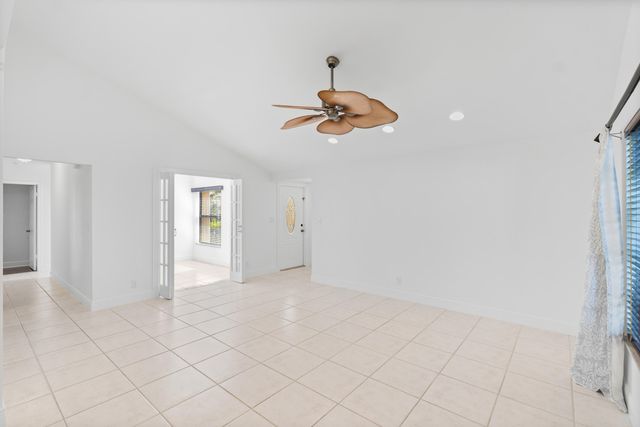 18051 S 104th Ter Terrace S, Boca Raton, FL 33498