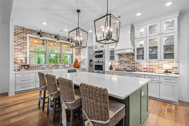 11964 Long Acres Drive, Bentonville, AR 72713