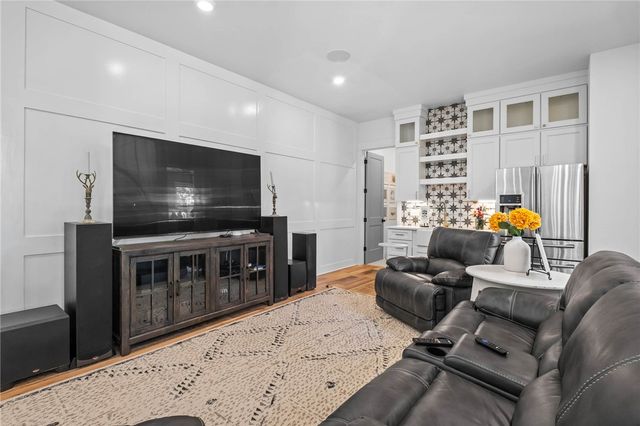 11964 Long Acres Drive, Bentonville, AR 72713