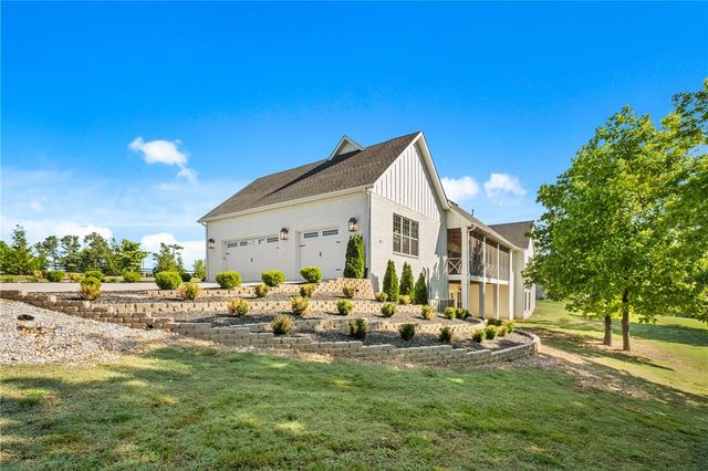 11964 Long Acres Drive, Bentonville, AR 72713
