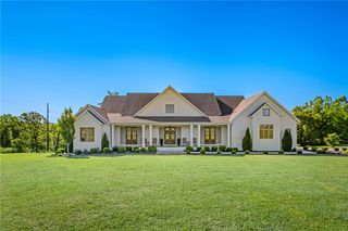 11964 Long Acres Drive, Bentonville, AR 72713