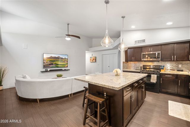 1711 W SPRINGFIELD Way, Chandler, AZ 85286