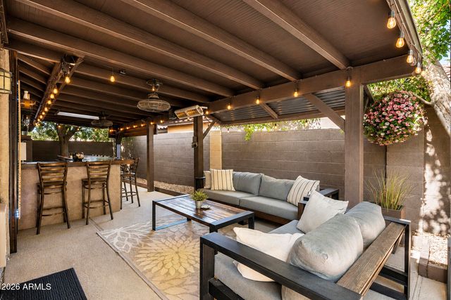1711 W SPRINGFIELD Way, Chandler, AZ 85286
