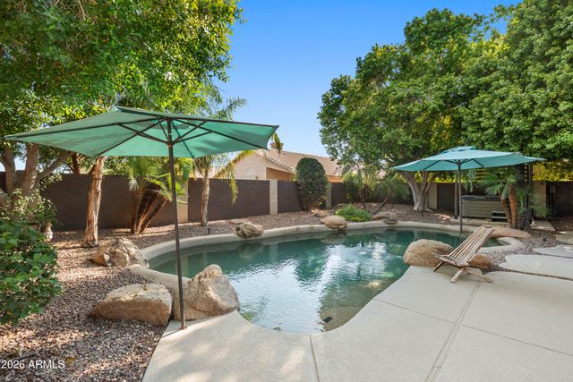 1711 W SPRINGFIELD Way, Chandler, AZ 85286