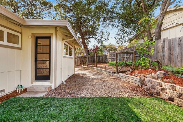 2694 King Edward Dr, El Dorado Hills, CA 95762